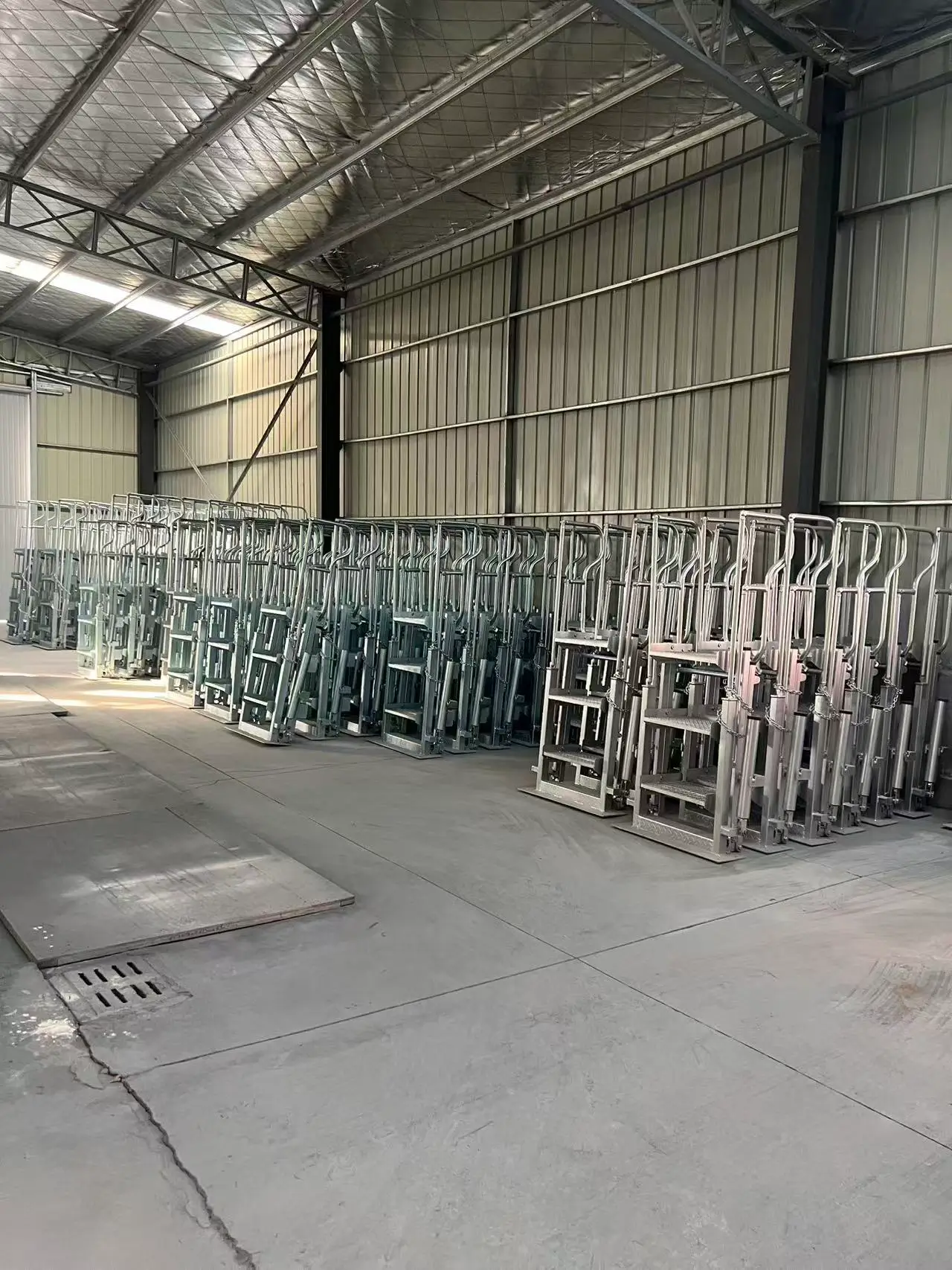 Folding ladder access equipment